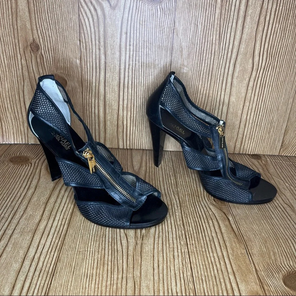 Michael Kors heeled sandal – color black - women’s size 9 M - Picture 2 of 5